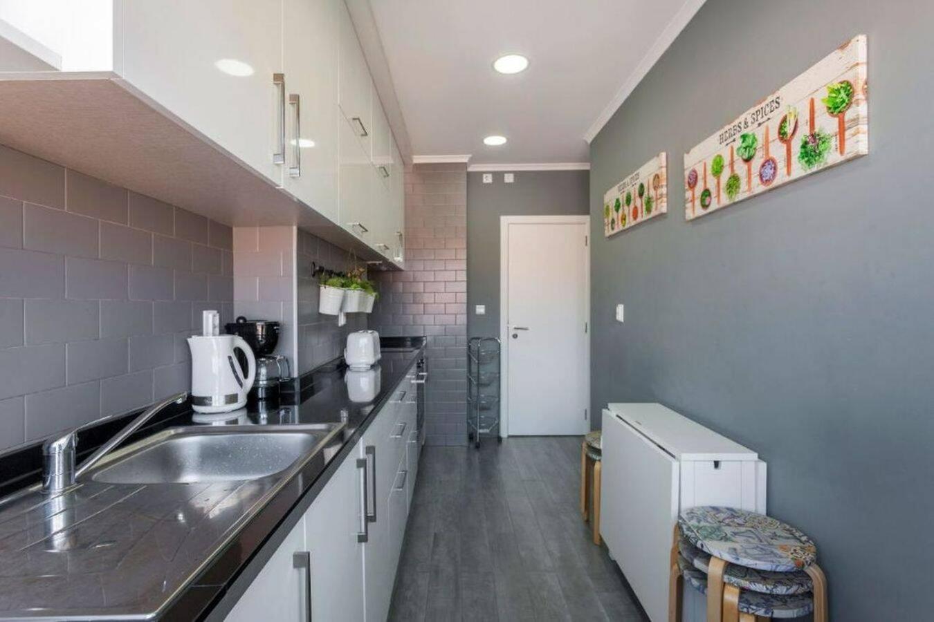 Be Local - Apartment With 2 Bedrooms In Moscavide - Лиссабон Экстерьер фото